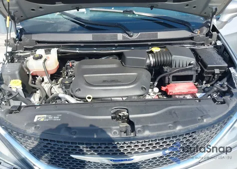 2019 Chrysler Pacifica Touring Plus from USA, damaged, VIN 2C4RC1FG9KR589101